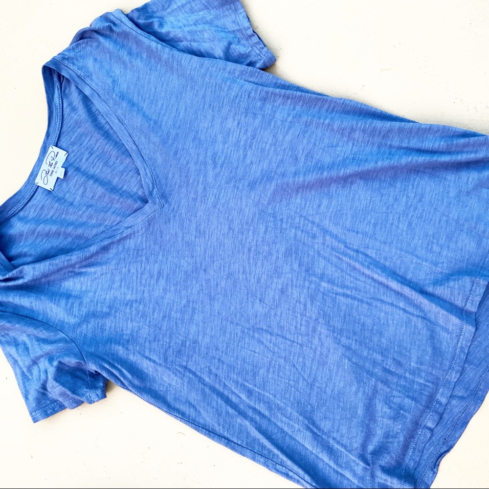 FEEL THE PIECE short sleeve top shirt tee v-neck S
